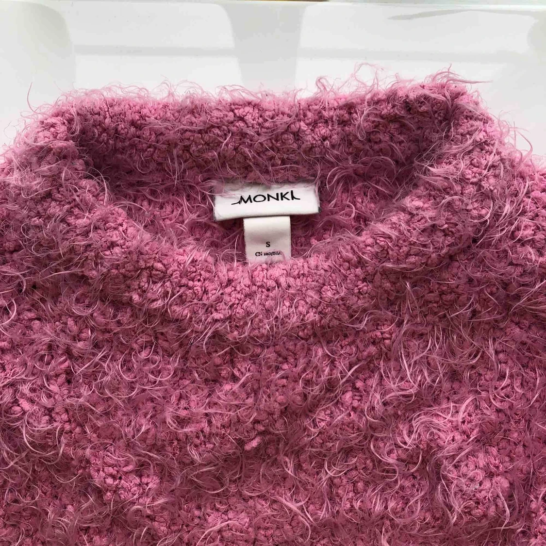 Monki - 90