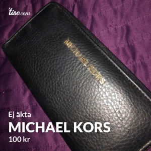 Michael kors  - Ej äkta plånbok 