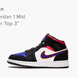 INTRESSEKOLL angående mina jordans! - Funderar på att sälja mina älskade air jordans mod då jag behöver pengarna. Har inte använt dem särskilt mycket då dem varit lite för små för mig så ser nästan ut som nya. Buda i kommentarerna. Skickar fler bilder vid intresse!