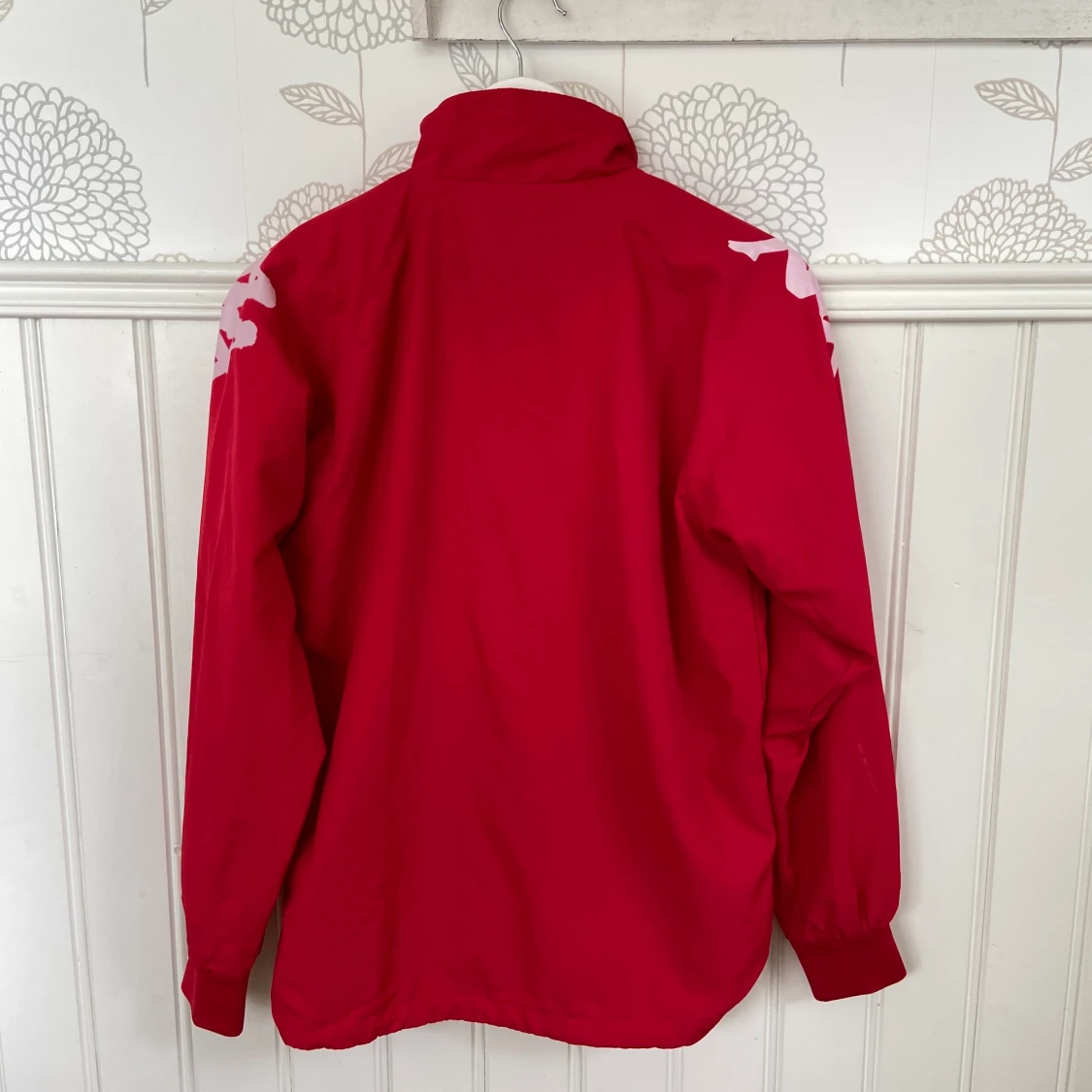 Kappa vindjacka i storlek S - 90