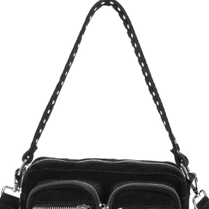 Säljer min noella väska!! - Nypris- 705kr.  Sparsamt använd. Super snygg och trendig 