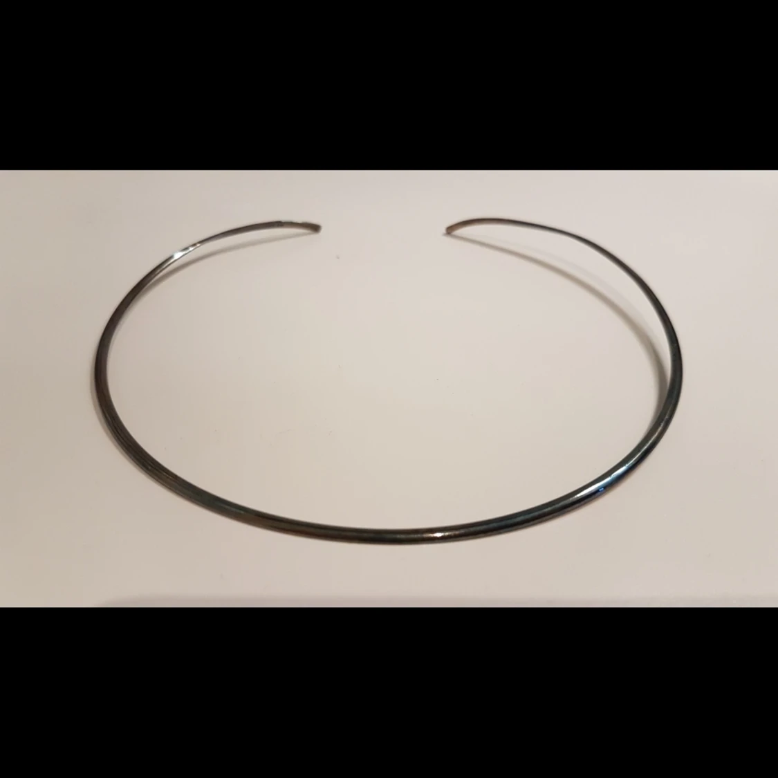 Halstiara i metall (halsband) - 90