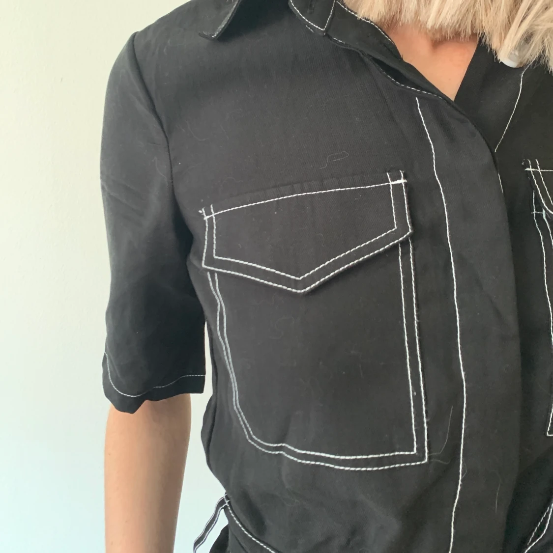 Svart byxdress från object - 91