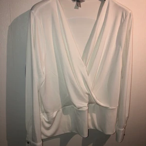 Vit topp - Vit topp, aldrig använd.