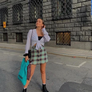 Miniskirt  - Säljer min blårutiga miniskirt, söt och skön hör av er om ni är interesserade! 
