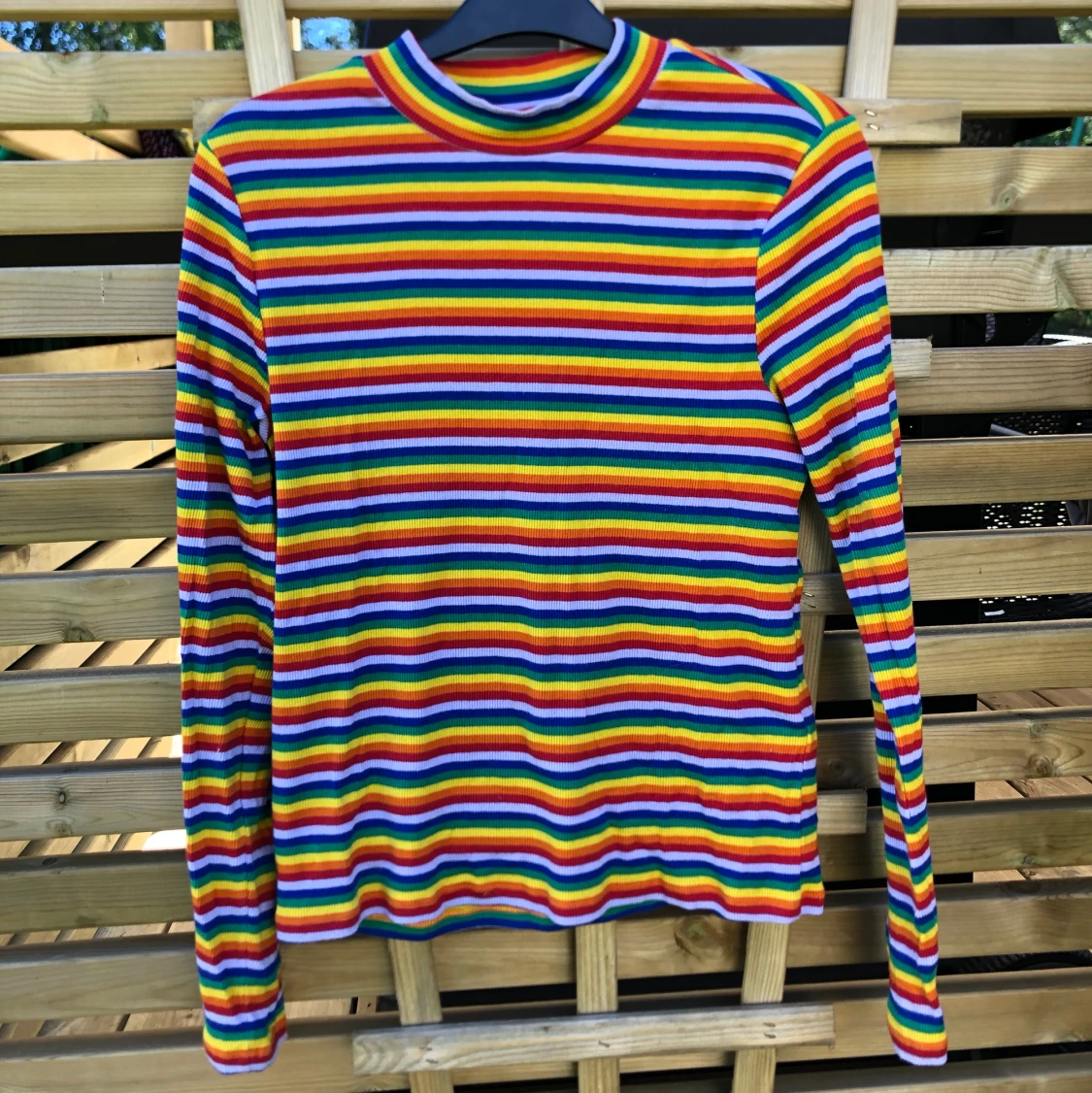 Randig tröja - MONKI strl. M