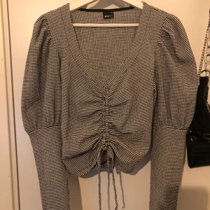 Gina Tricot topp - Fin topp från Gina Tricot, bra skick