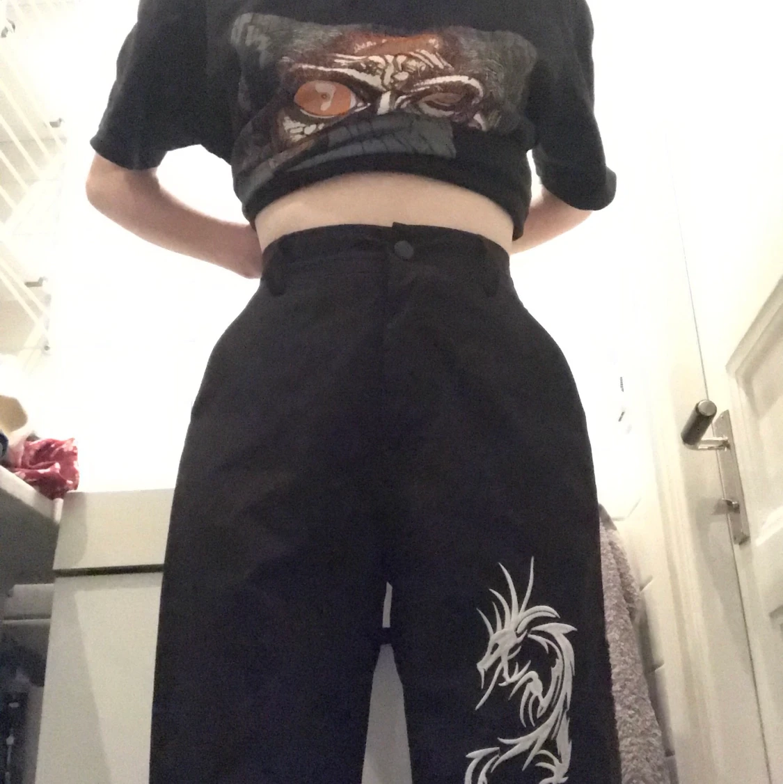 Svarta byxor me chinesisk drake - 90