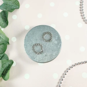 Kedje ring  - Storlek:s/m (kan göras efter önskemål) material: rostfritt stål, skriv ett meddelande vid frågor eller intresse! 🌟