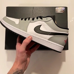 Air Jordan 1 low ”light smoke grey” - DS / Brand new