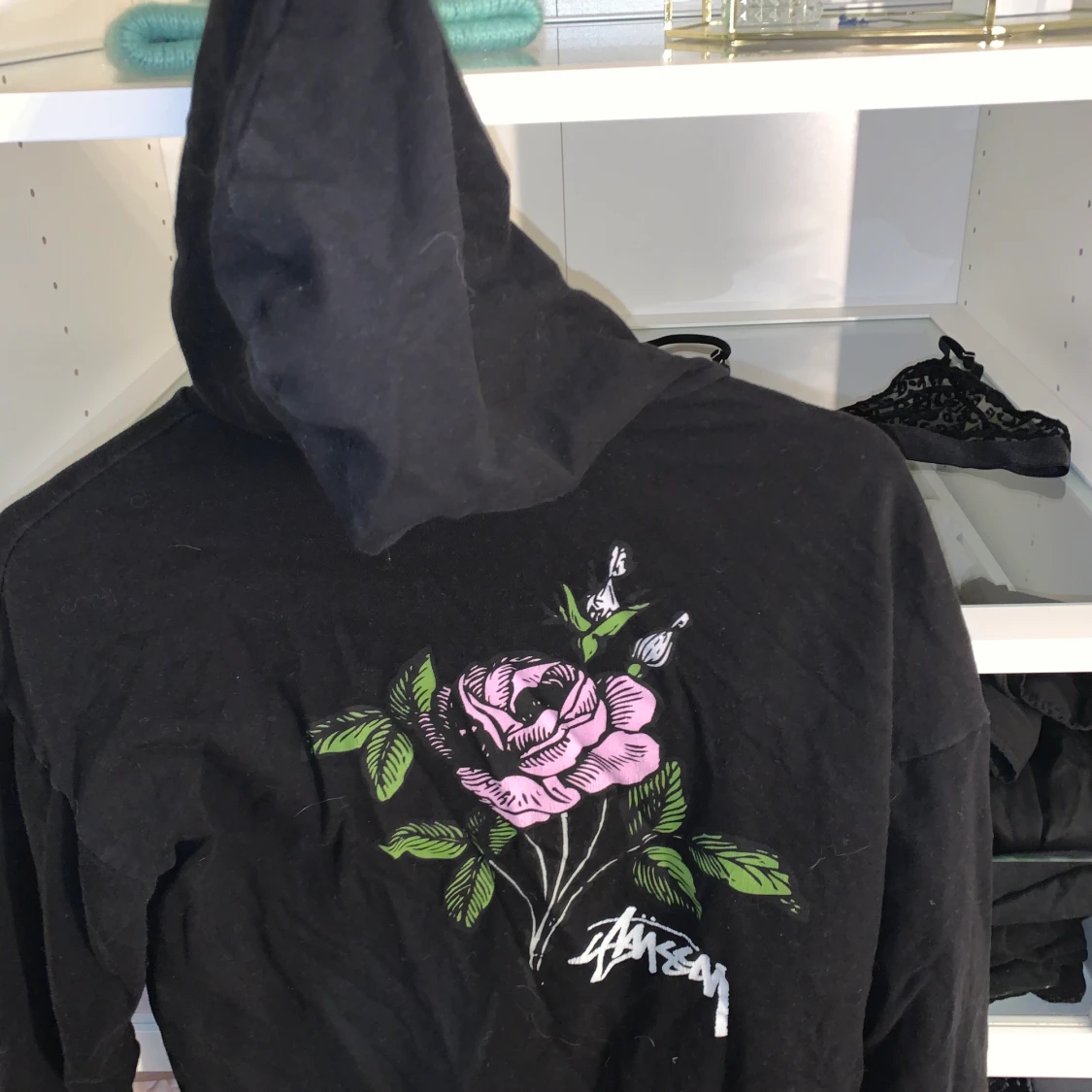 Stussy hoodie med tryck på ryggen - 90