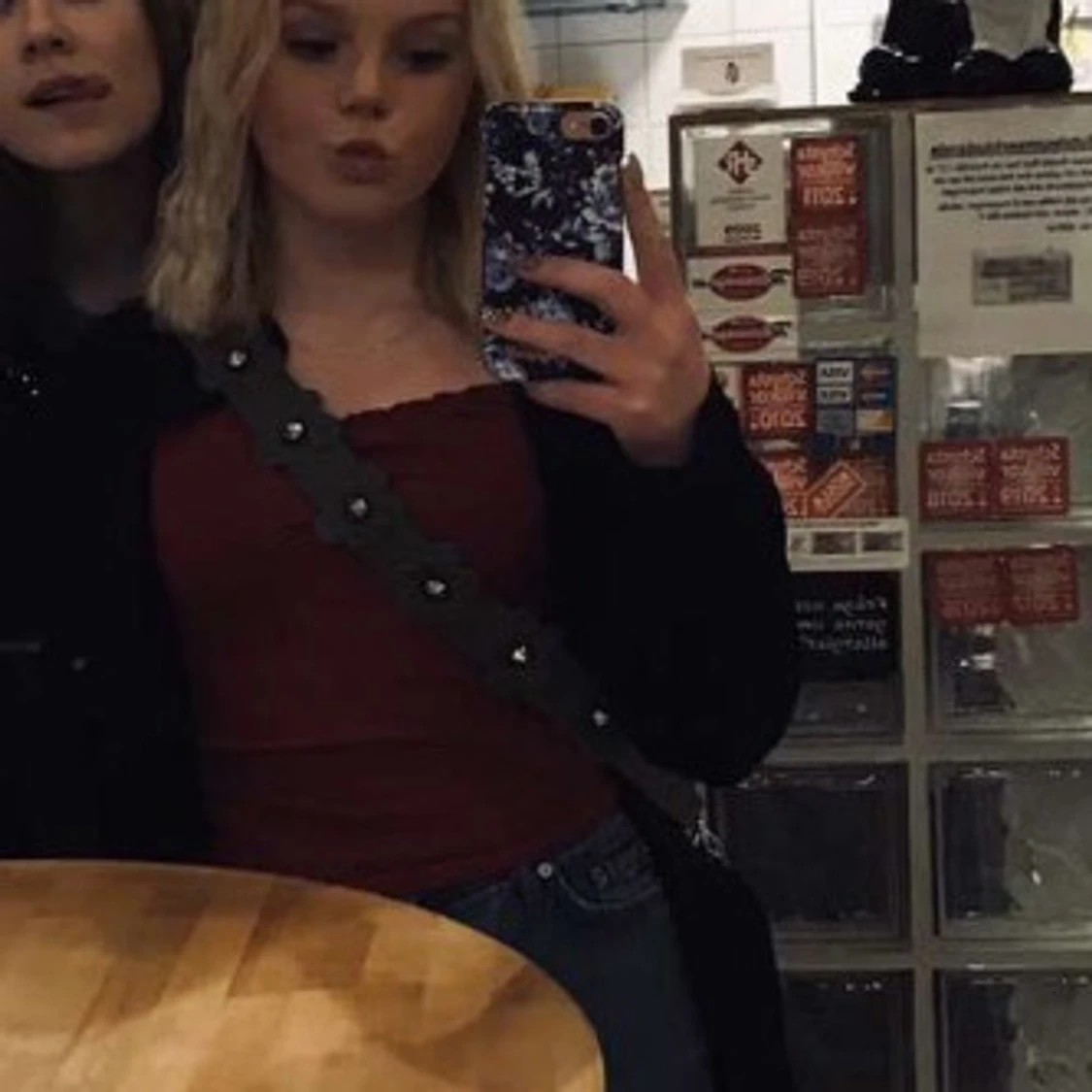 Vinröd topp❤️ - 90