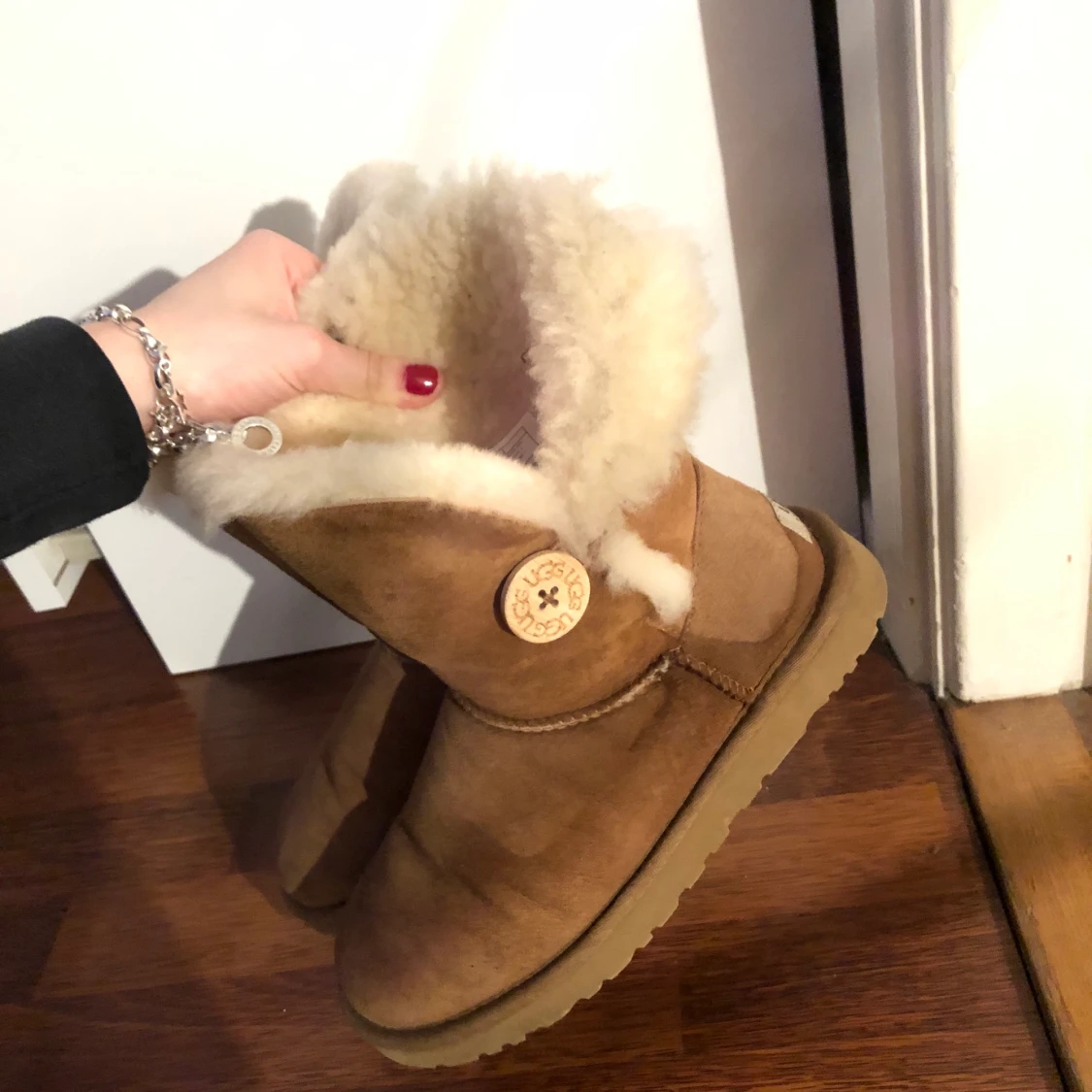UGGS - 90