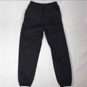  - Lisa anckarmans personliga byxor! Används endast 1 gång pga storleken. Frakt tillkommer 