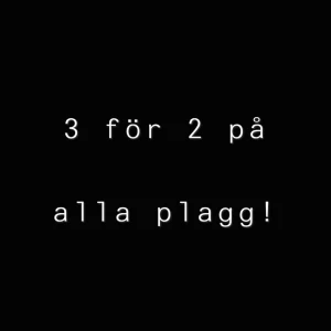  - Behöver få bort alla plagg, vid köp av 3 får det billigaste gratis, vid köp av 2 får du 50% på det ena och kan tänka mig att gå ner i pris vid snabb affär på de plagg som kostar 400+