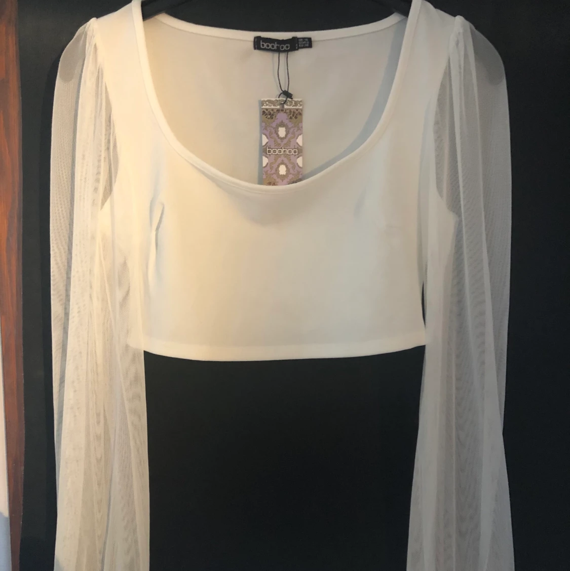 Vit crop top från boohoo - 90