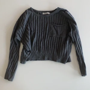 Långärmad tröja - Baggy fit, förhandlingsbart pris. Från Newyorker