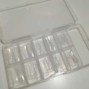  - Genomskinliga lösnaglar. Frakt kostar 10 kr✨ 