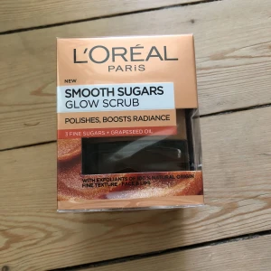  - Loreal sockerskrubb till ansikte och läppar Sugar scrub   Nypris 149 Jag säljer för 50kr