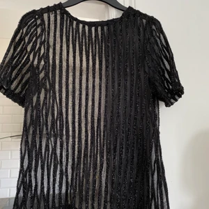 Topp från veromoda  - I storlek small, djur och rökfritt hem. 