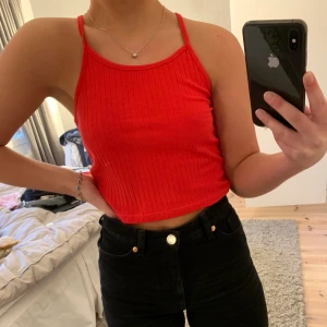 Top - Linne från SHEIN, aldrig använd så som ny.