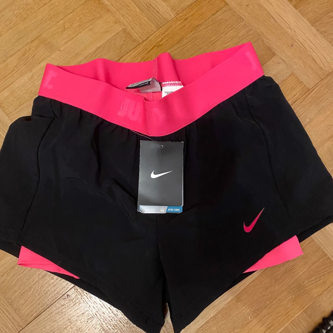 Shorts Nike XS, helt nya  - 90