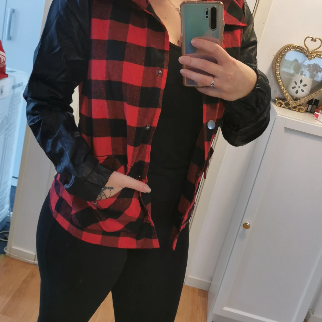 Jacka Noise may  - 90