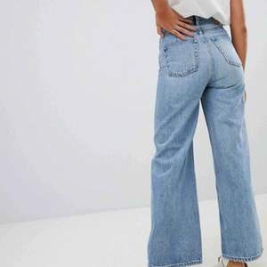 Weekday jeans  Modell: Ace  Bra skick! Frakt tillkommer, kan även mötas upp i Stockholm