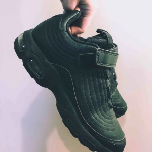  - Skor som jag köpt begagnade, för stora för mig. Fint skick! 🌞