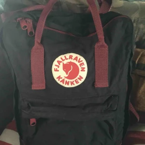  - Äkta fjällräven ryggsäck i gott skick. Endast seriösa köpare Tack! 
