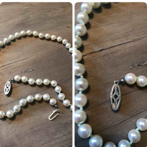  - En mycket vackert pärlhalsband med äkta silver 925 46 cm långt