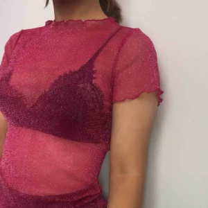  - Skit snygg fest topp från nakd! Endast använd 2 gånger 