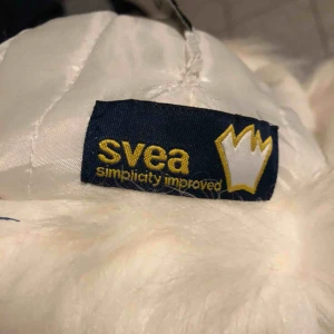  - Pälsmössa från Svea. Aldrig använd. Köpt för 600kr. Frakt tillkommer