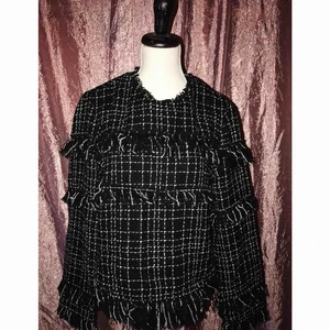  - Fin tröja från Zara, väl använd men är och ser fortfarande fin och fräsch ut. 