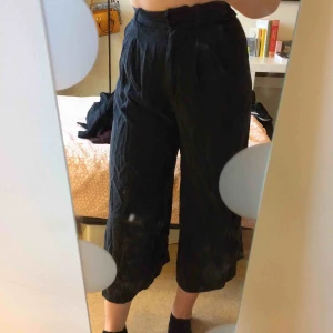  - Byxor! Köparen står för frakt