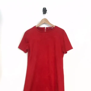  - faux suede red Zara dress that is so pretty but doesn’t fit me well anymore :( 🌹🌹