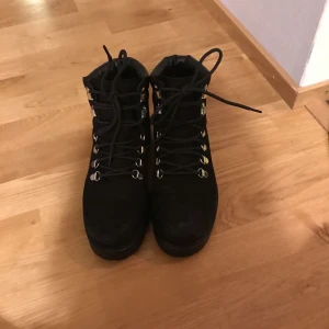  - Helt nya vagabond kängor. Använd 1 gång. Säljes pga fått liknande i present. Nypris 1200kr. 