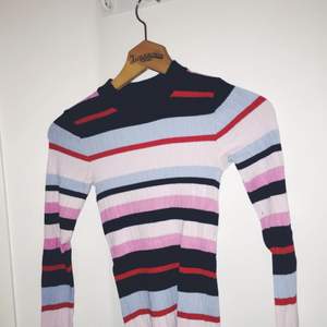 Stickad tröja från Gina Tricot i jätte fina färger 💕