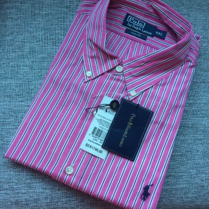  - Ralph Lauren herrskjorta, custom fit - helt ny!  Prislapp fortfarande på, nypris 1795kr