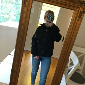  - Skidjacka från Salomon Fint skick