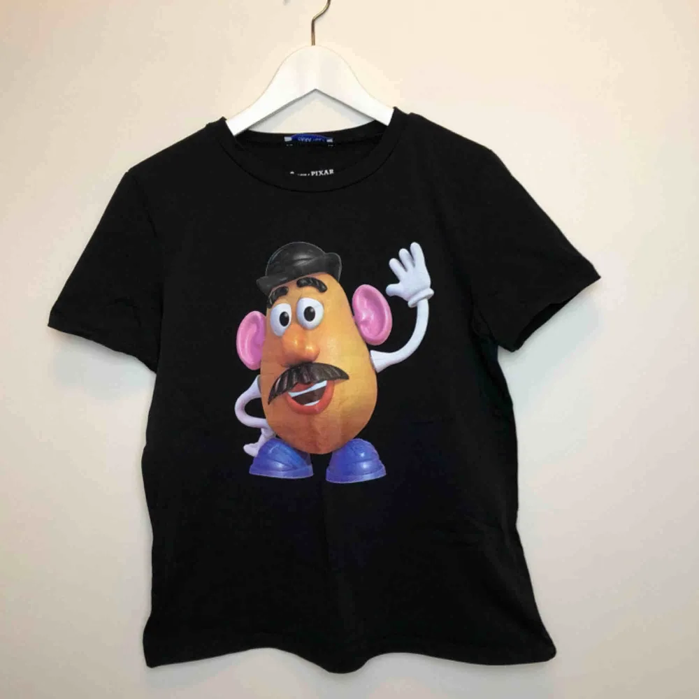 Mr Potato head t-shirt från Zara. . T-shirts.