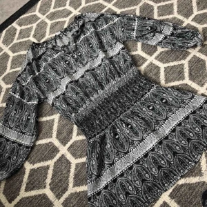  - Jättefin klänning, storlek XS, men mer som S,M