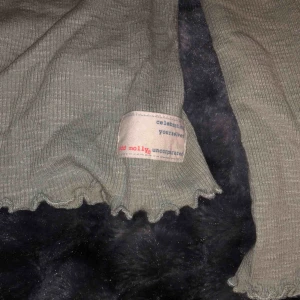  - Superfin blus från Odd Molly, i nyskick. Kommer inte till användning hos mig så hoppas den kan få göra det hos nån annan.  Bjuder på frakten om du köper 2 grejer eller mer!