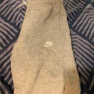 Nike byxor  - Nike byxor storlek s