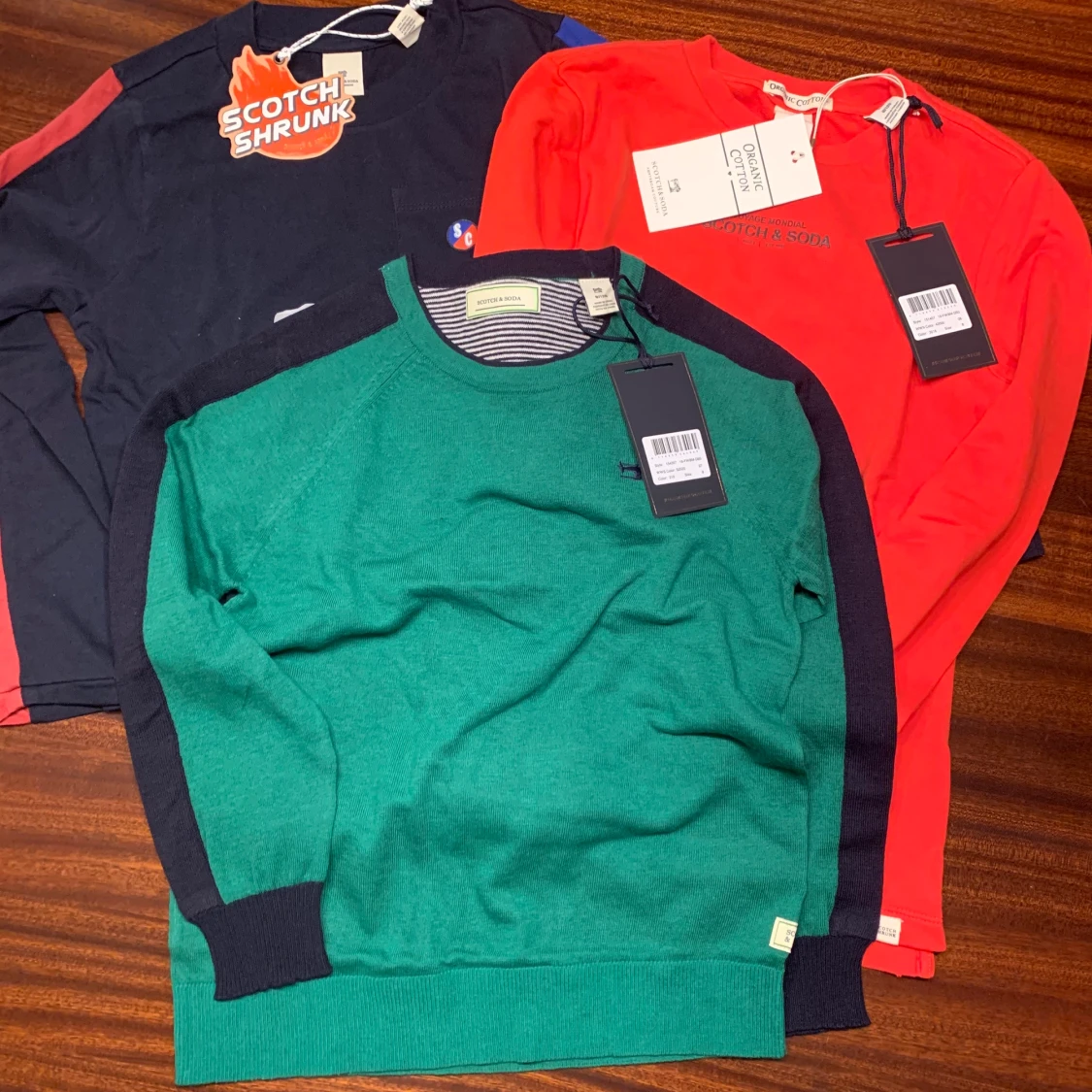 3 Helt Nya Scotch&Soda barn tröjor / 128