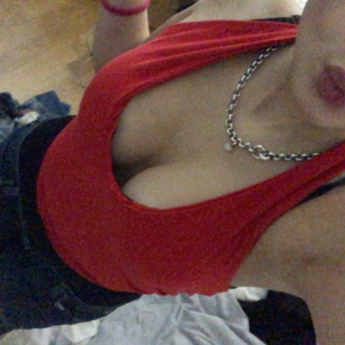 Röd halterneck - 90