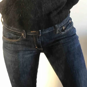  - Skitsnygga bootcut jeans ifrån Abercrombie & Fitch. Aldrig använda. Nypris var 1000kr💘