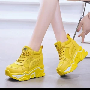 Shoes 38 to 39 - Nice show new 