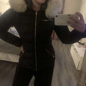 Rockandblue jacka - Säljer denna snygga rockandblue jackan, bra skick 