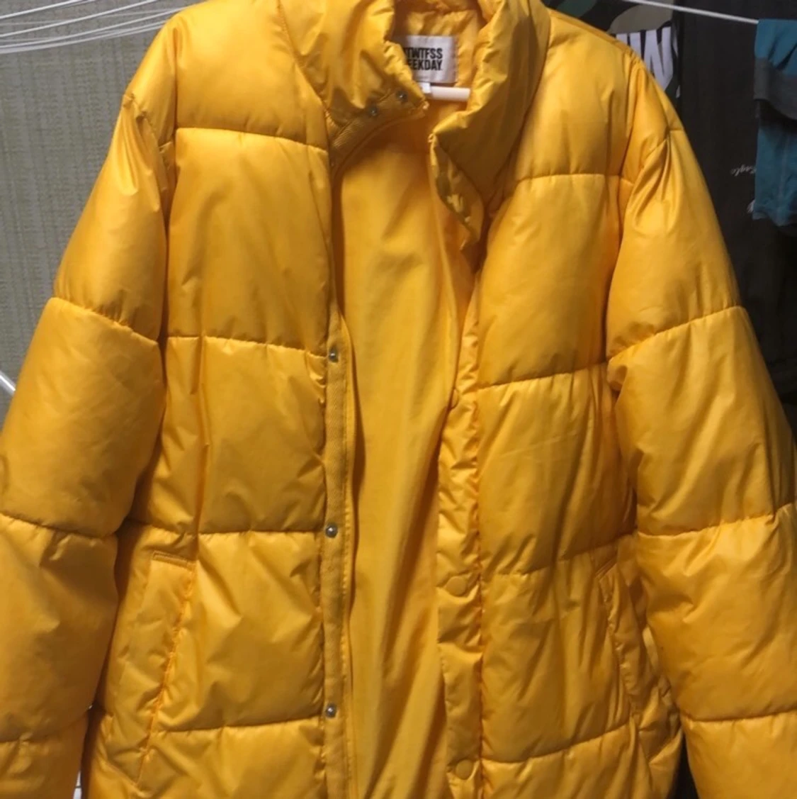 Gul jacka
